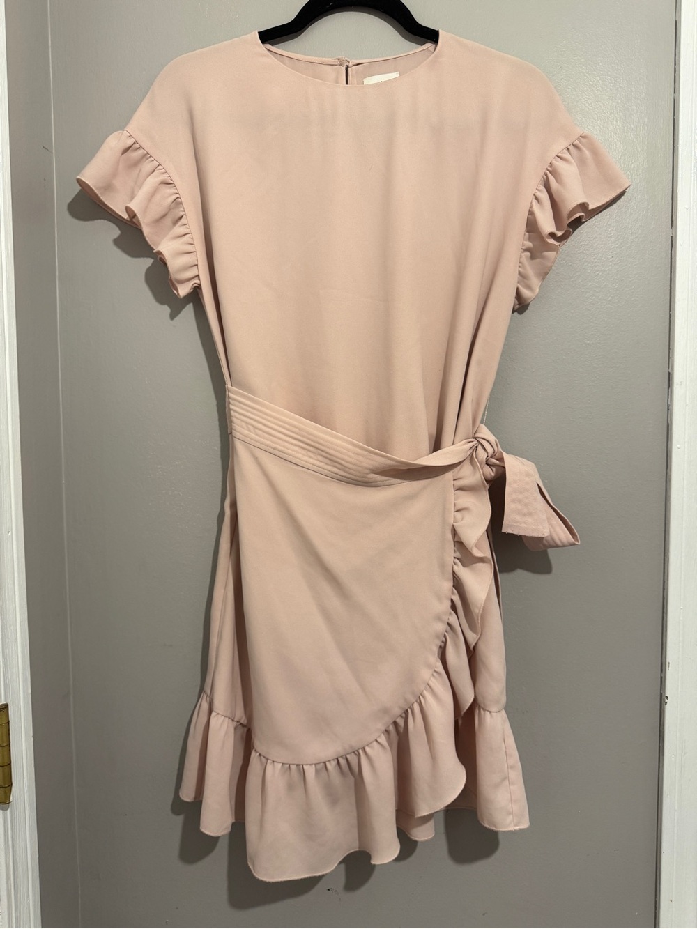 Aritzia Wilfred Blush Pink Ruffle Wrap Dress